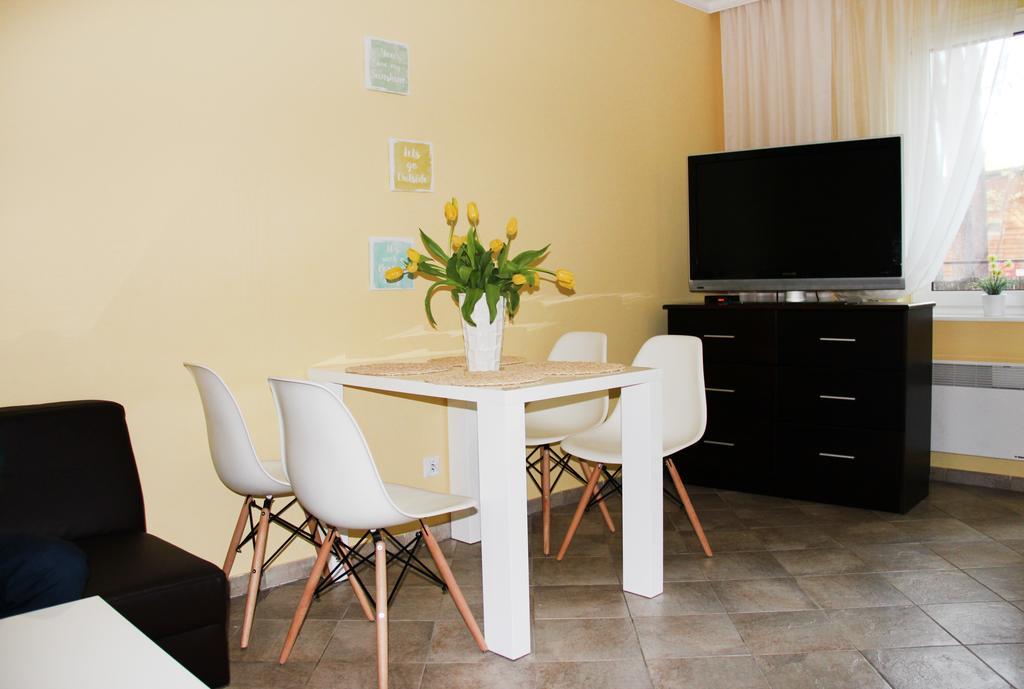 Smm Apartament Gryf Morskie Oko Мендзыздрое Экстерьер фото